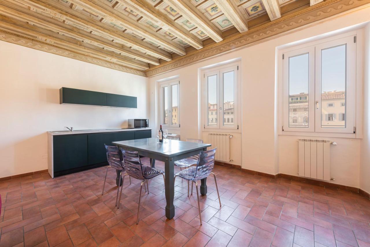 Santa Croce Palace By Mmega Florence Luaran gambar