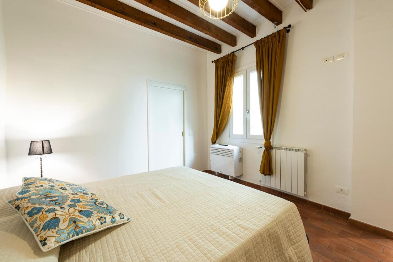 Santa Croce Palace By Mmega Florence Luaran gambar